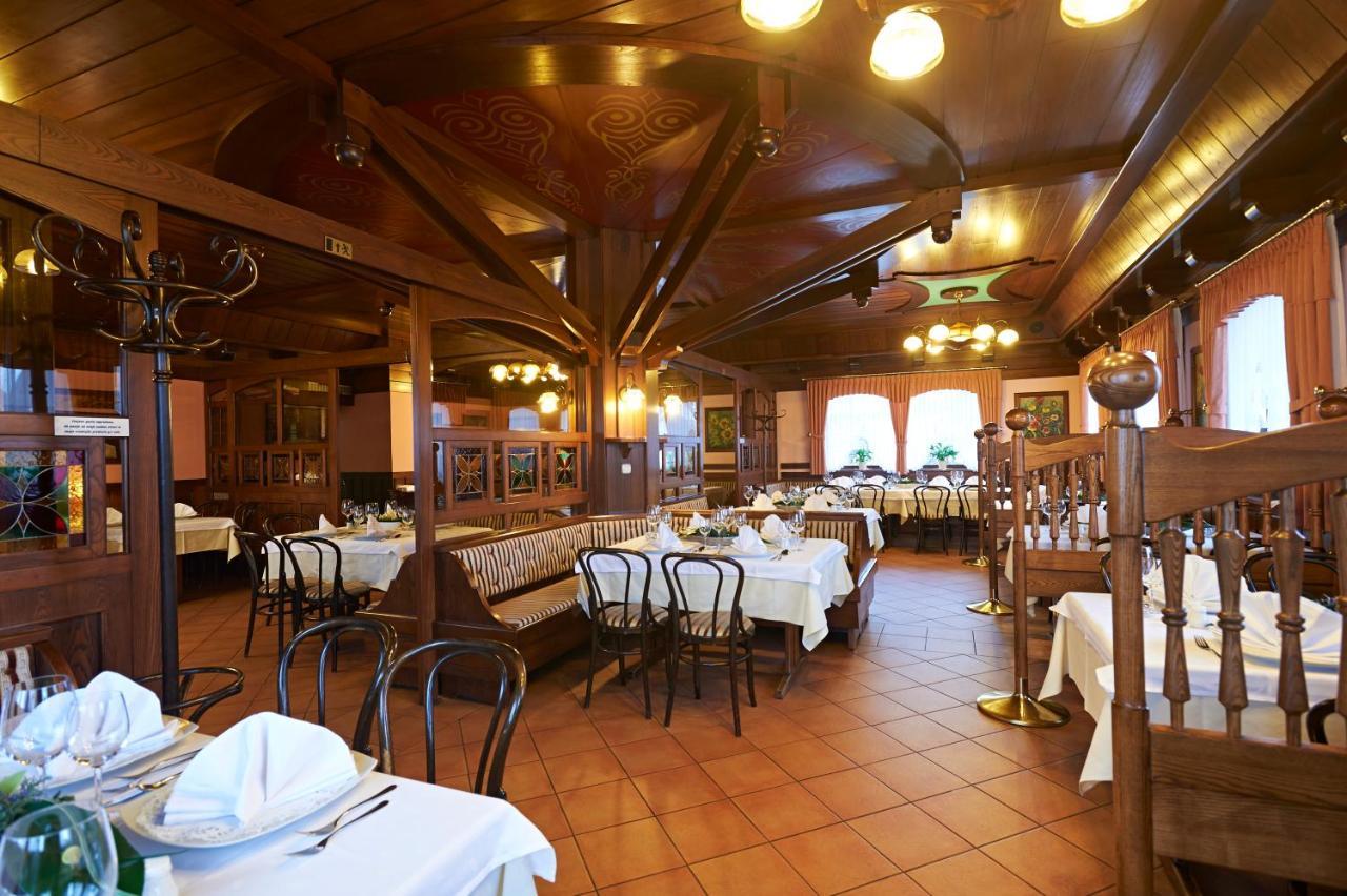 Hisa Ancka, - 3 Min To The Airport Hotel